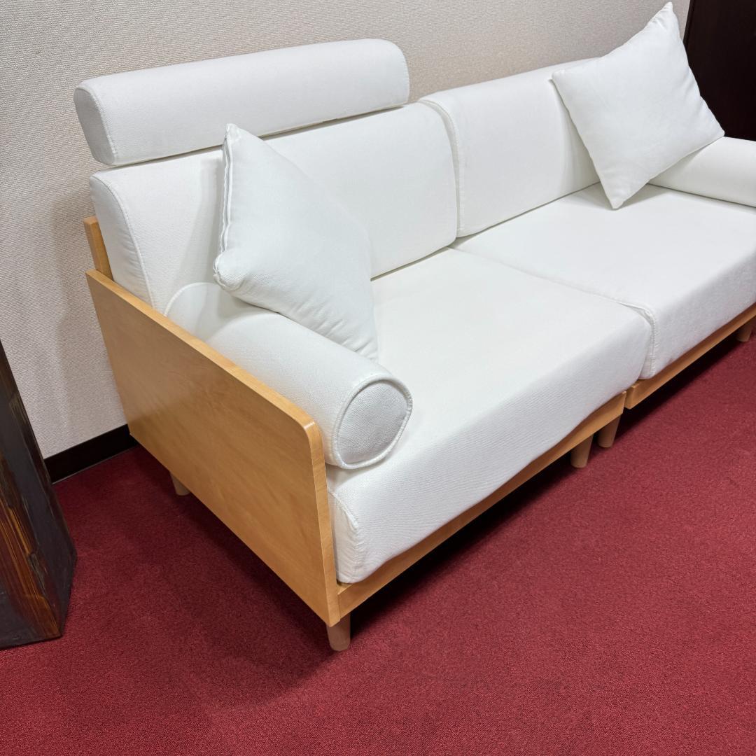 東京23区送料無料　美品2人掛けソファー　可愛い白！！