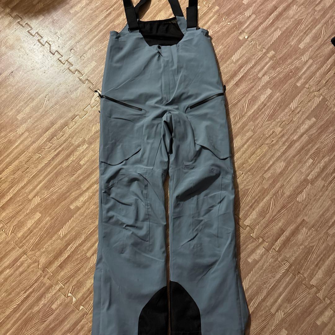 スノーボード　スキー　ウェア　上下セット　レディース