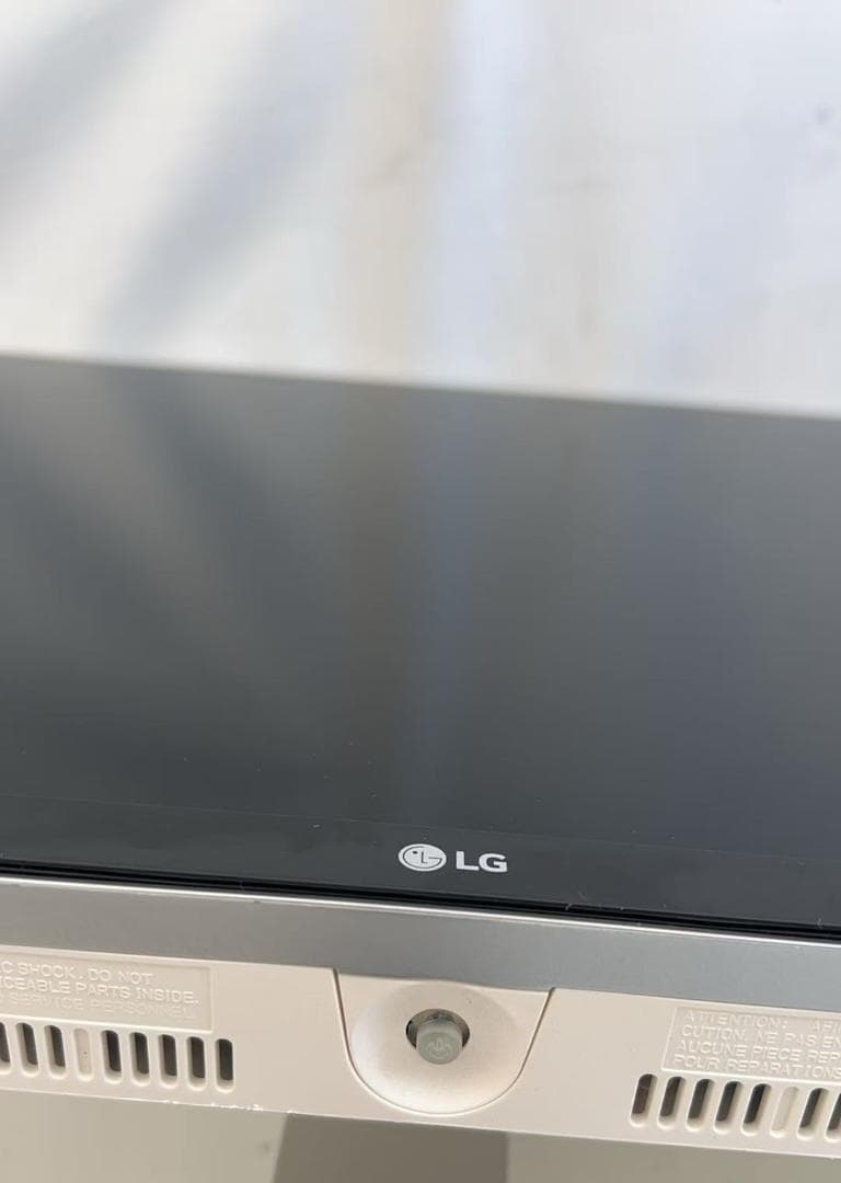 LG 27UD88-W 27インチモニター 4Kディスプレイ