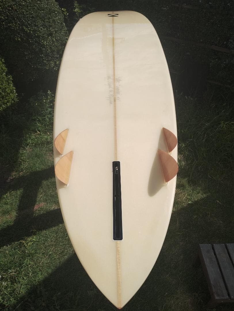 カツカワミナミ サーフボード / 5Fin BONZER 9`0