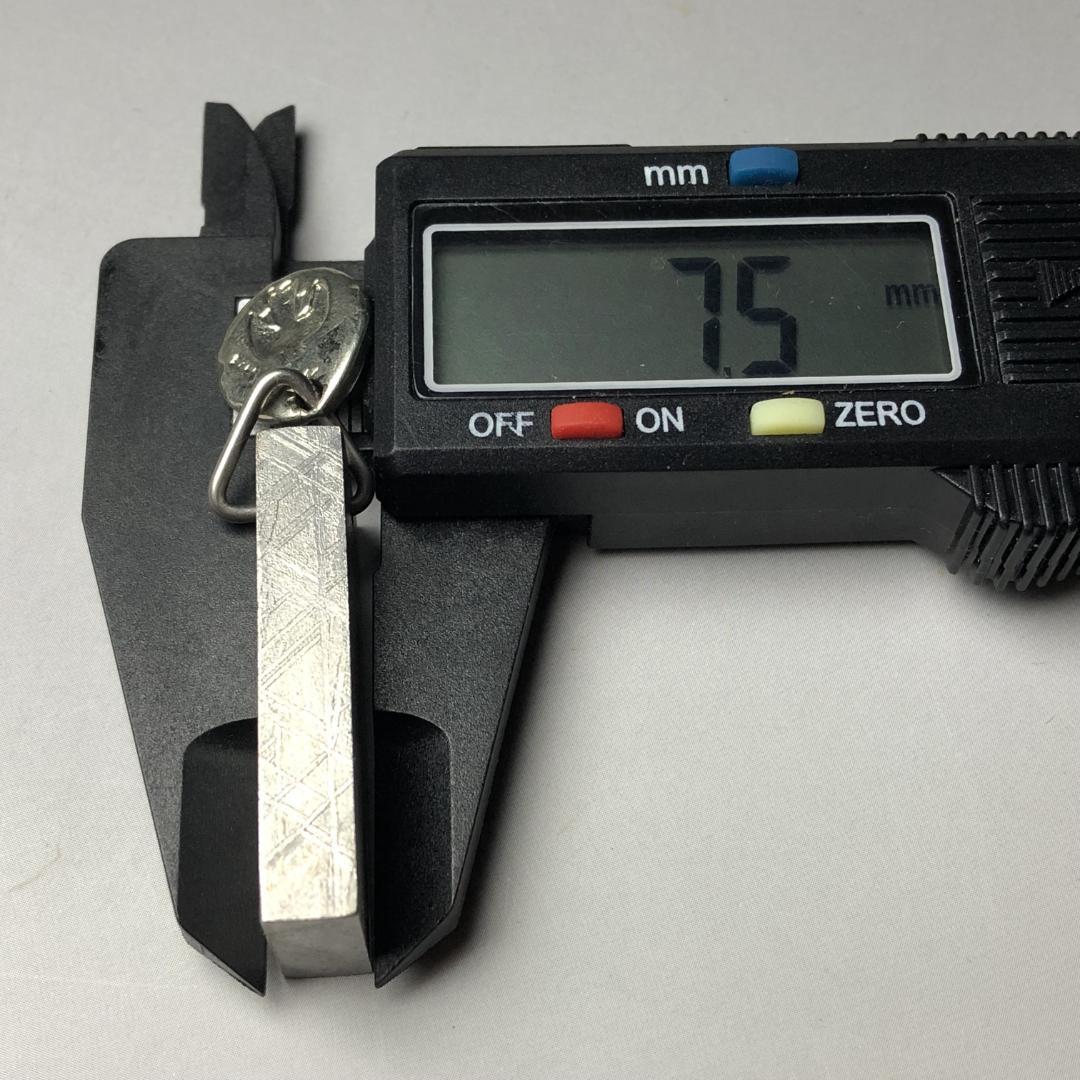ムオニオナルスタ隕石　メッキ処理済み　ペンダントトップ　 鉄隕石　重さ約31ｇ