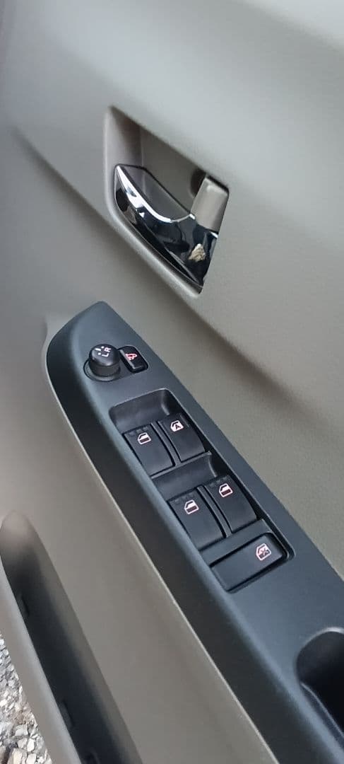 ダイハツ　ミラ イース　年付Ｈ25　63821キロ