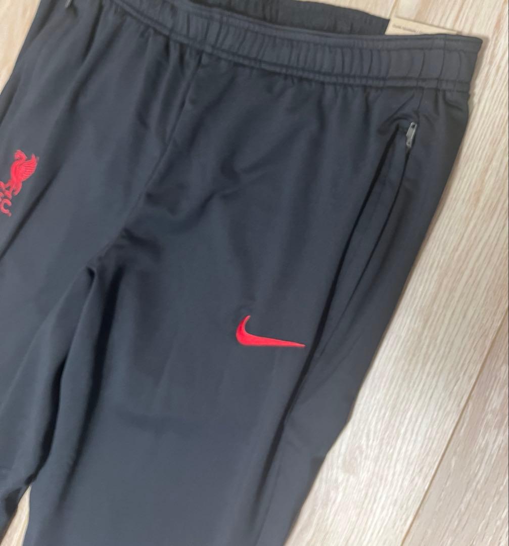 NIKE リバプール　Liverpool トラックパンツ　トレーニングパンツ