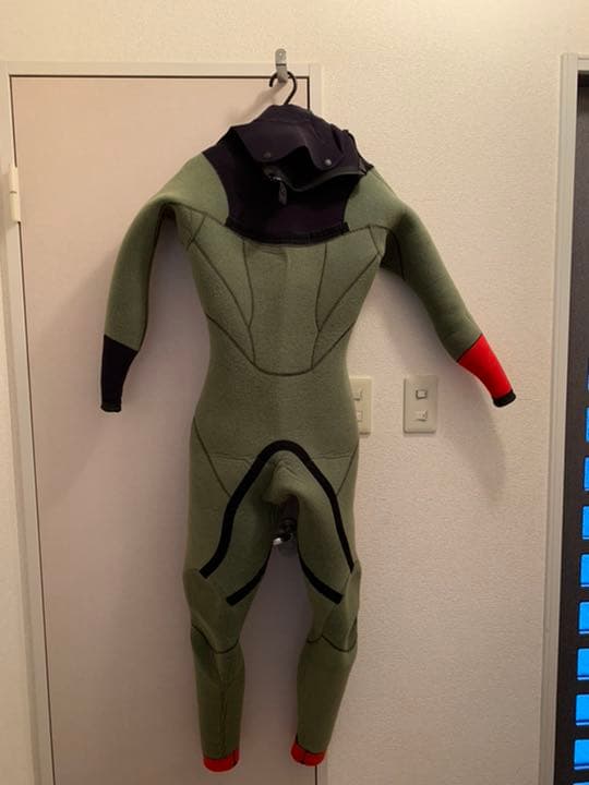 【値下げ中】REVO セミドライ　ウェットスーツ　フルオーダー　レディース