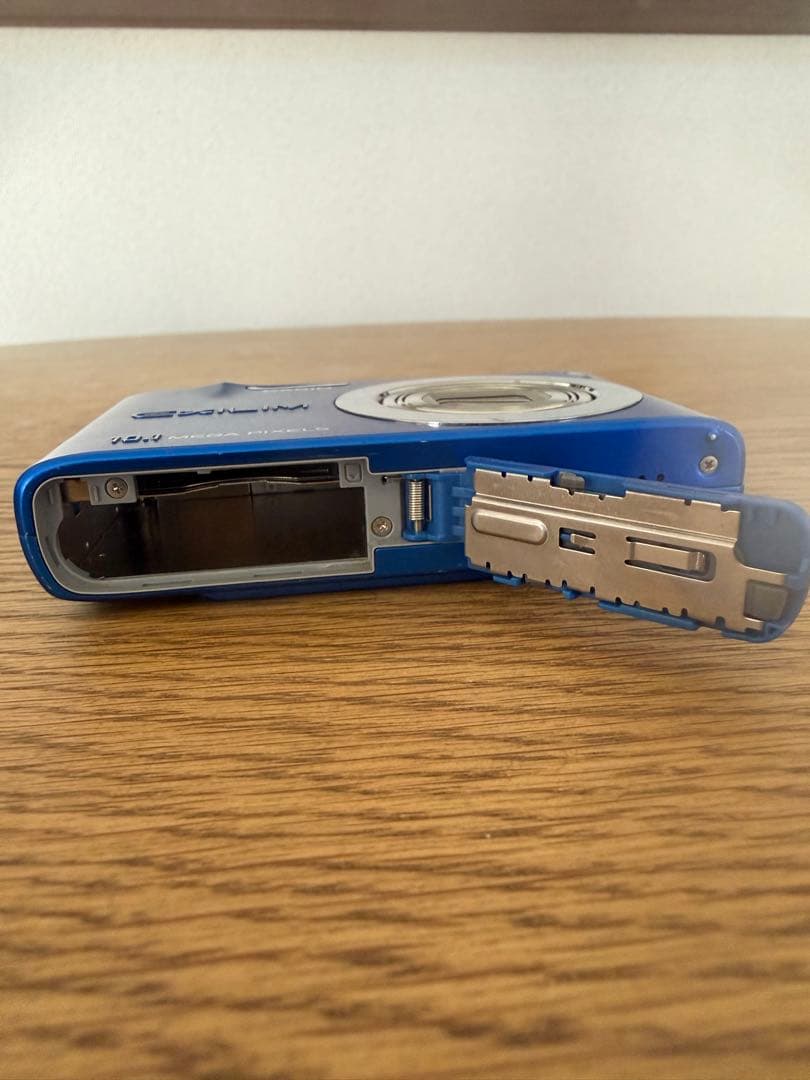 【動作品】CASIO EXILIM EX-Z100 純正バッテリーと充電器付