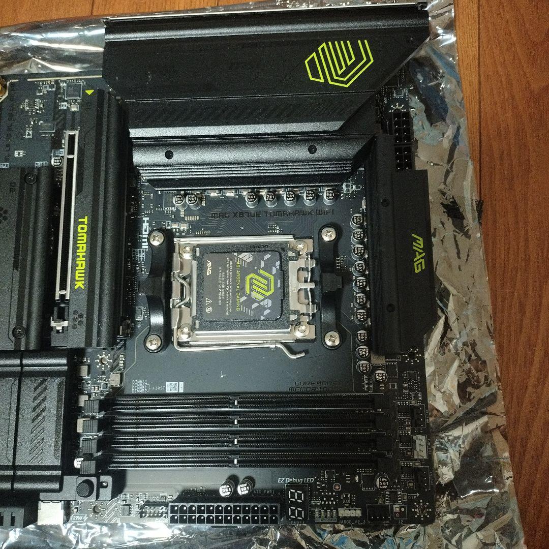 マザーボード MAG X870E TOMAHAWK WIFI
