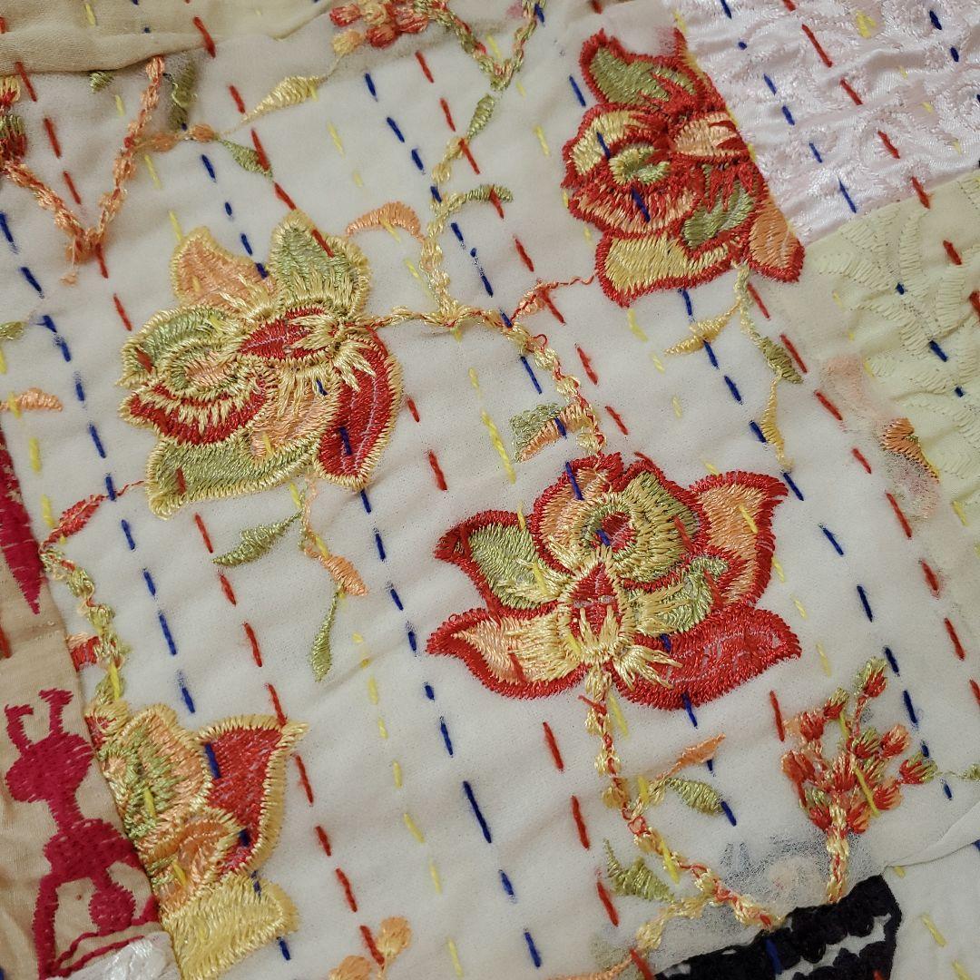 パッチワーク刺繍マルチカバー　ラリーキルト　シングルベッドf