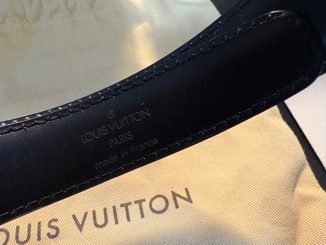 LOUIS VUITTON ゴールドバックル ベルト