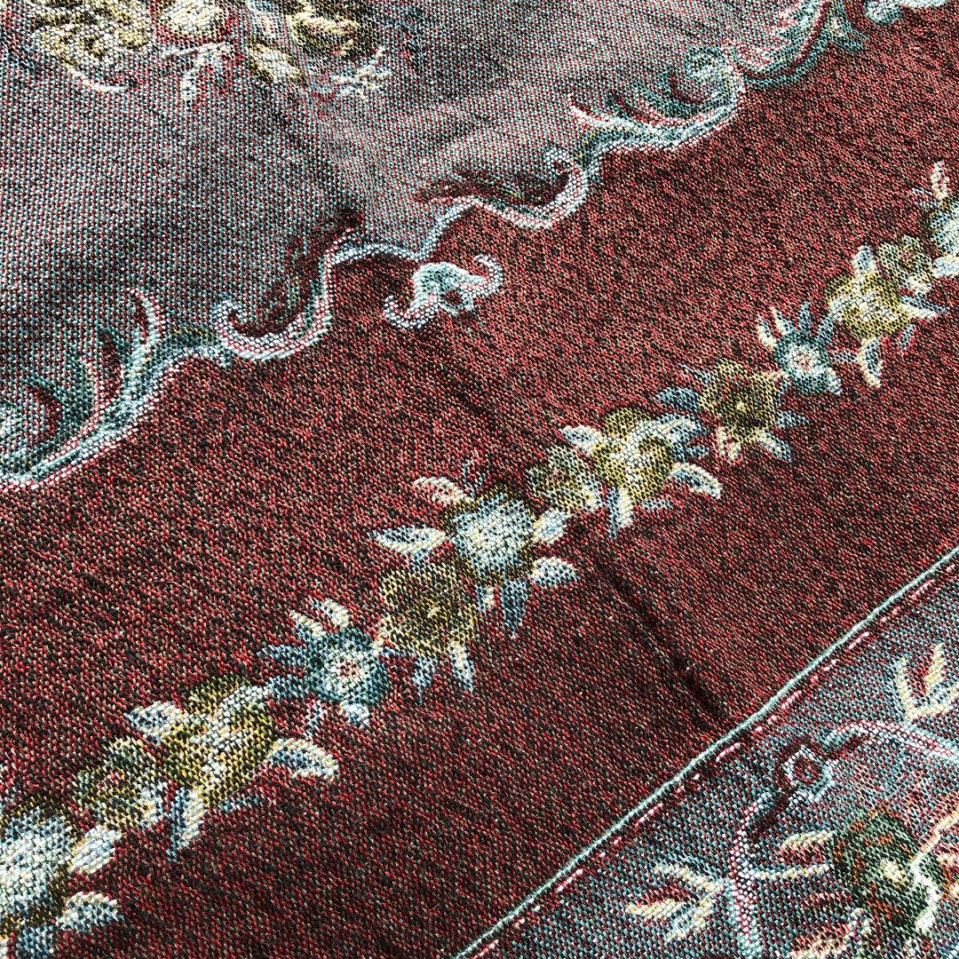 ゴブラン調？リバーシブルラグ ソファカバー  ベッドカバー