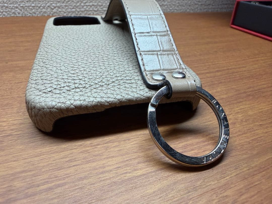 BONAVENTURA iPhone14pro ストラップ付き