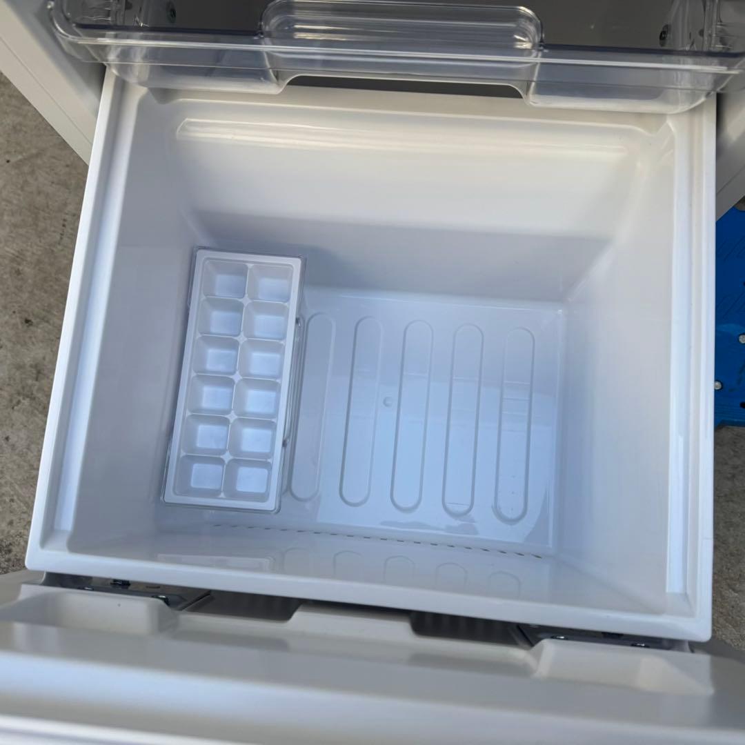 211⭐️2023年製美品★シャープ　冷蔵庫　右、左開き　ガラス扉　一人暮らし