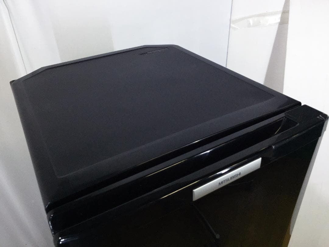 玄関前美品 中古★三菱 146L 冷蔵庫 【MR-P15T-B】