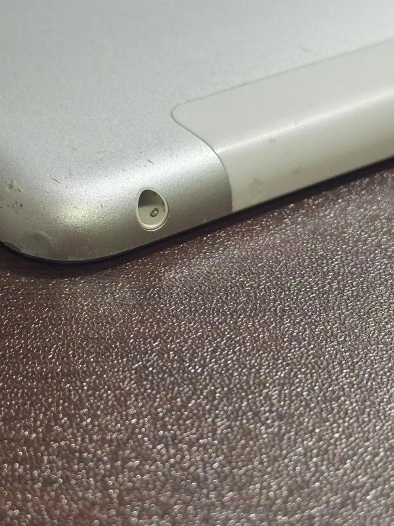 iPad 第9世代　256GB　シルバー　中古品