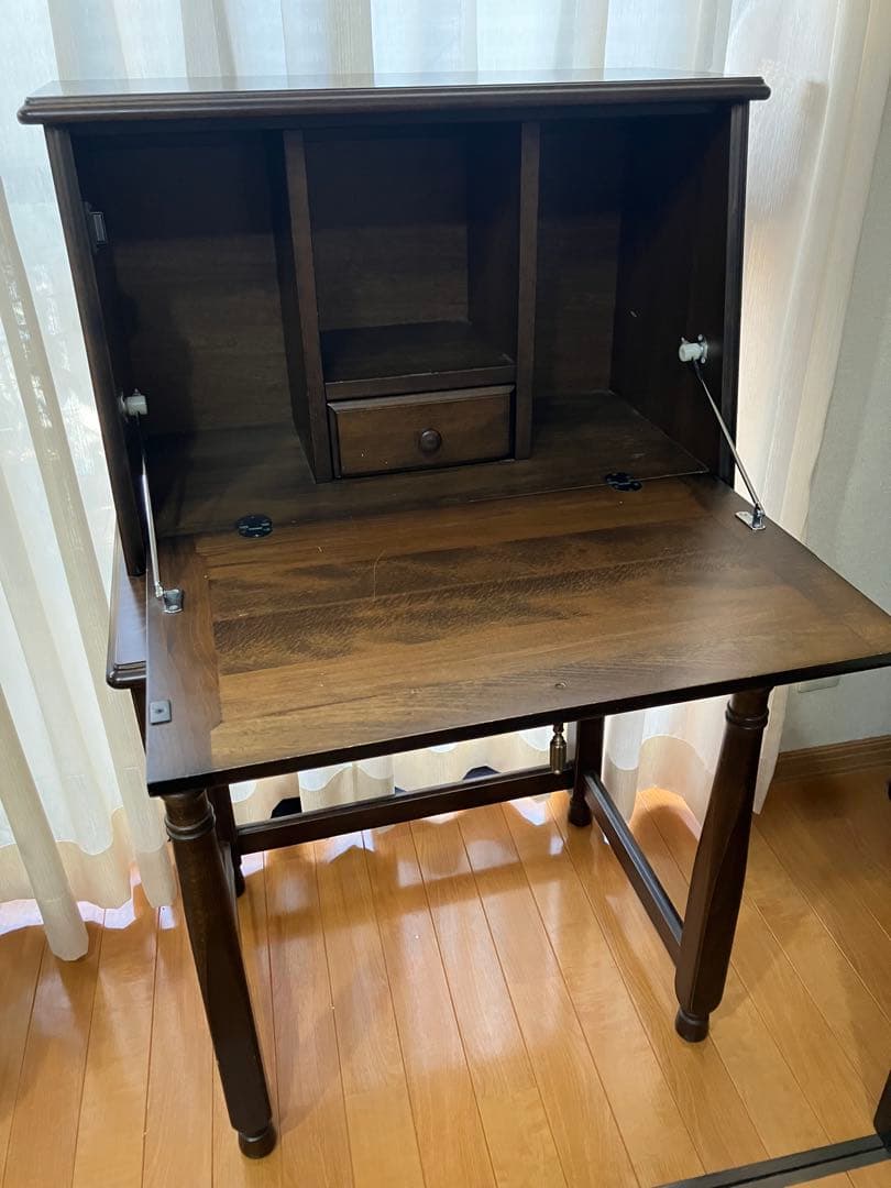 ライティングビューロー　森のサーカス