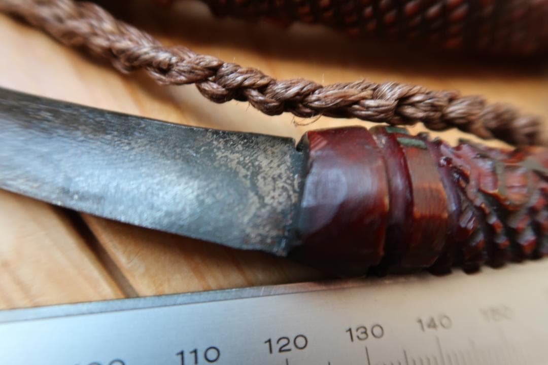 アイヌ　マキリ　メノコ　マキリ彫刻装飾