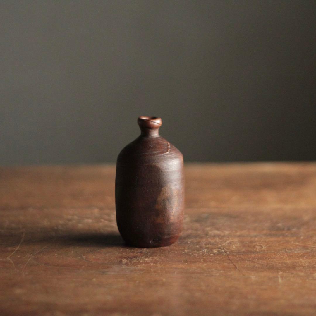 明治の備前のかわいいやつ 小徳利 備前焼 容量約100ml 古道具 アンティーク
