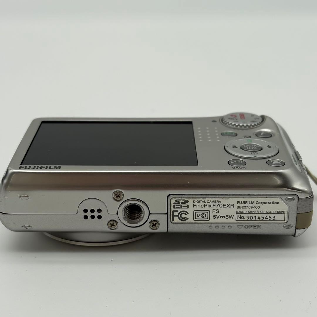 FUJIFILM FinePix F70 EXR デジタルカメラ 動作確認済み