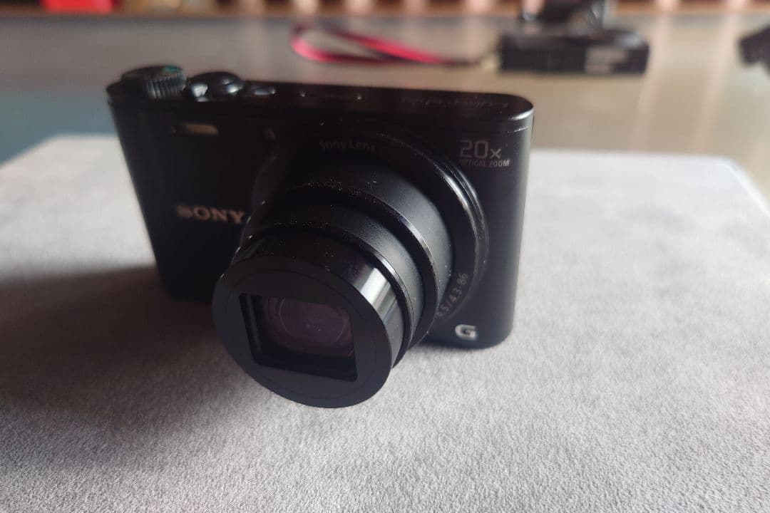 ソニー　SONY Cyber-shot DSC-WX300