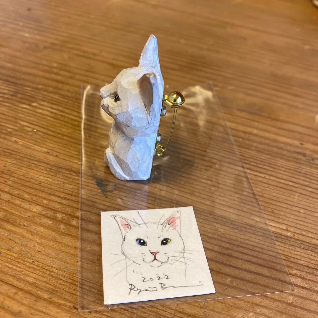 バンナイリョウジ　木彫り猫