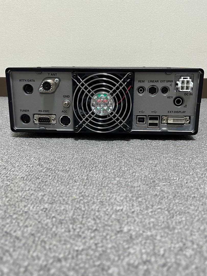 トランシーバー YAESU FTDX10 (100W)