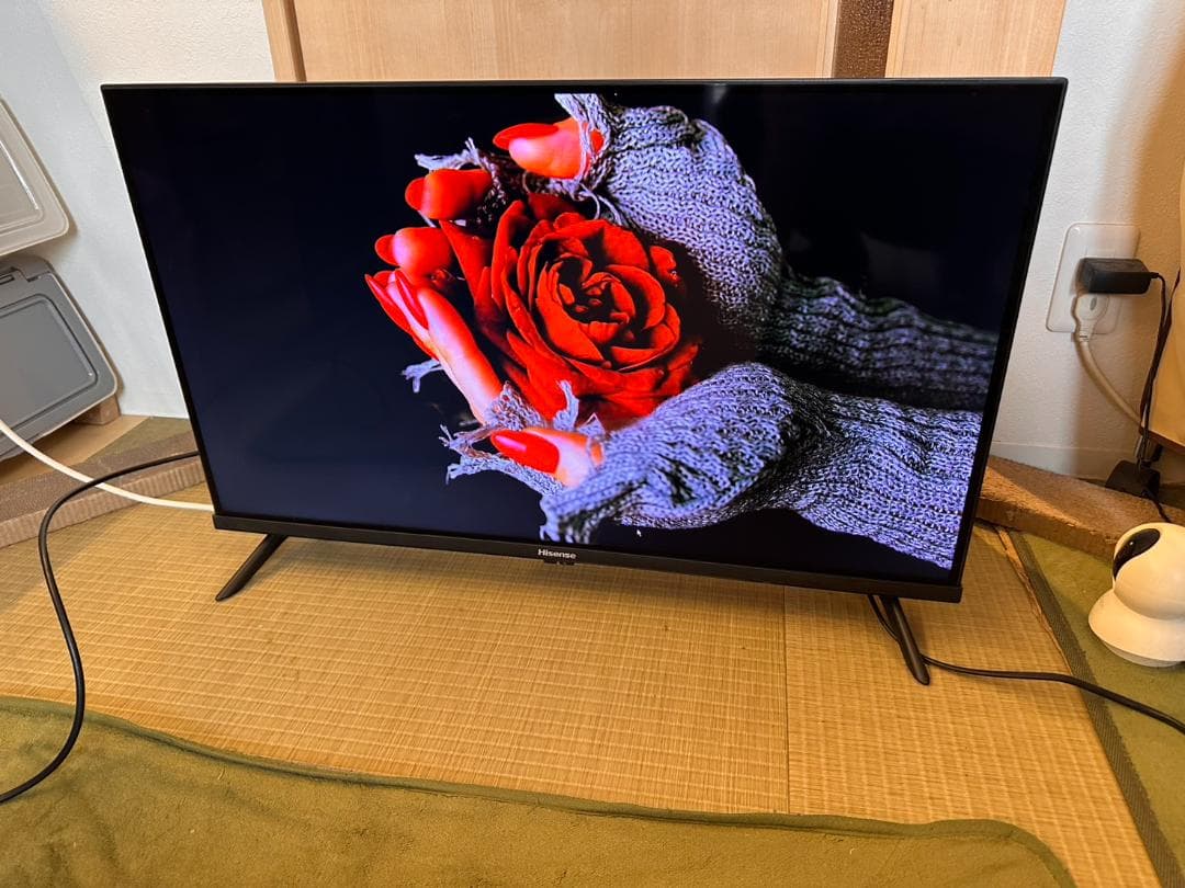 25年未使用近！ハイセンス hisense 32型　スマートテレビ 32E4N