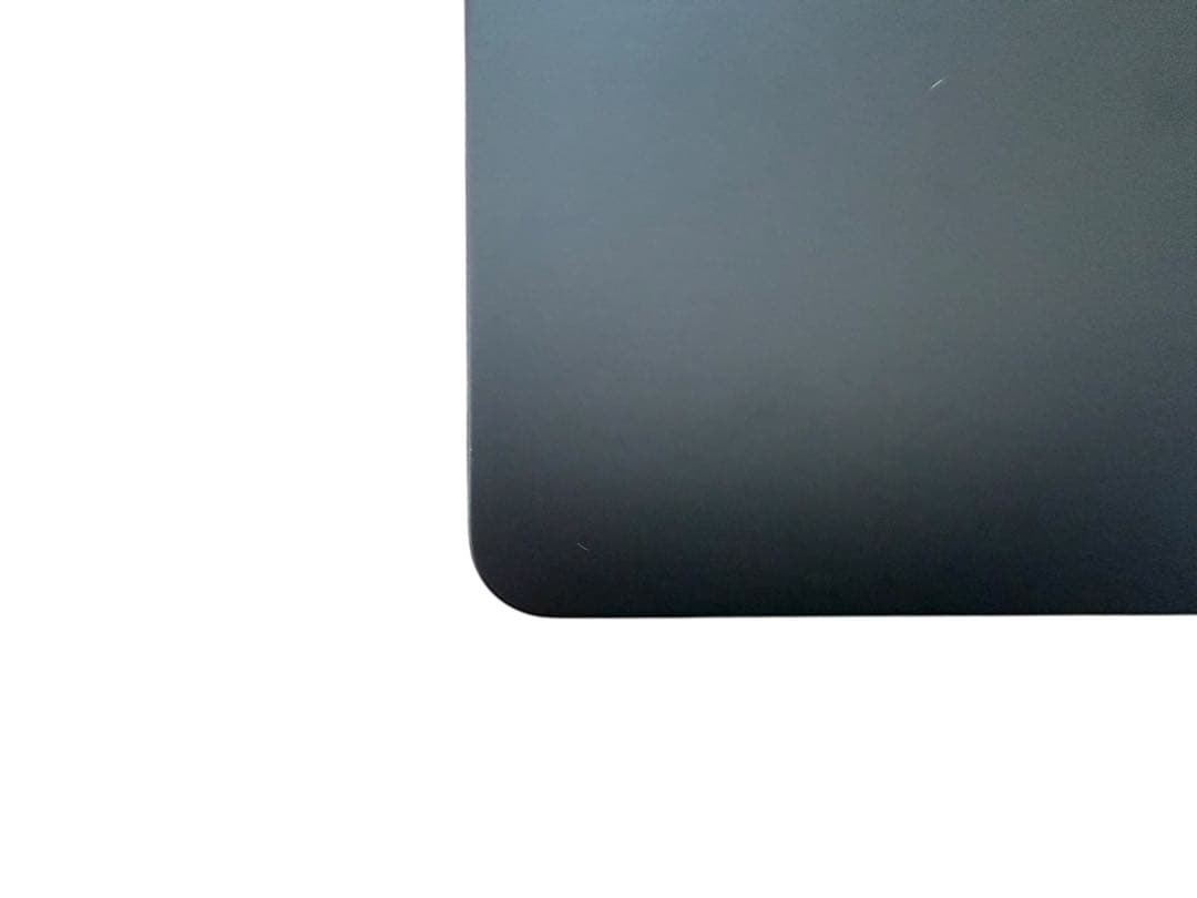 Apple MacBook air m2チップ　バッテリー95%