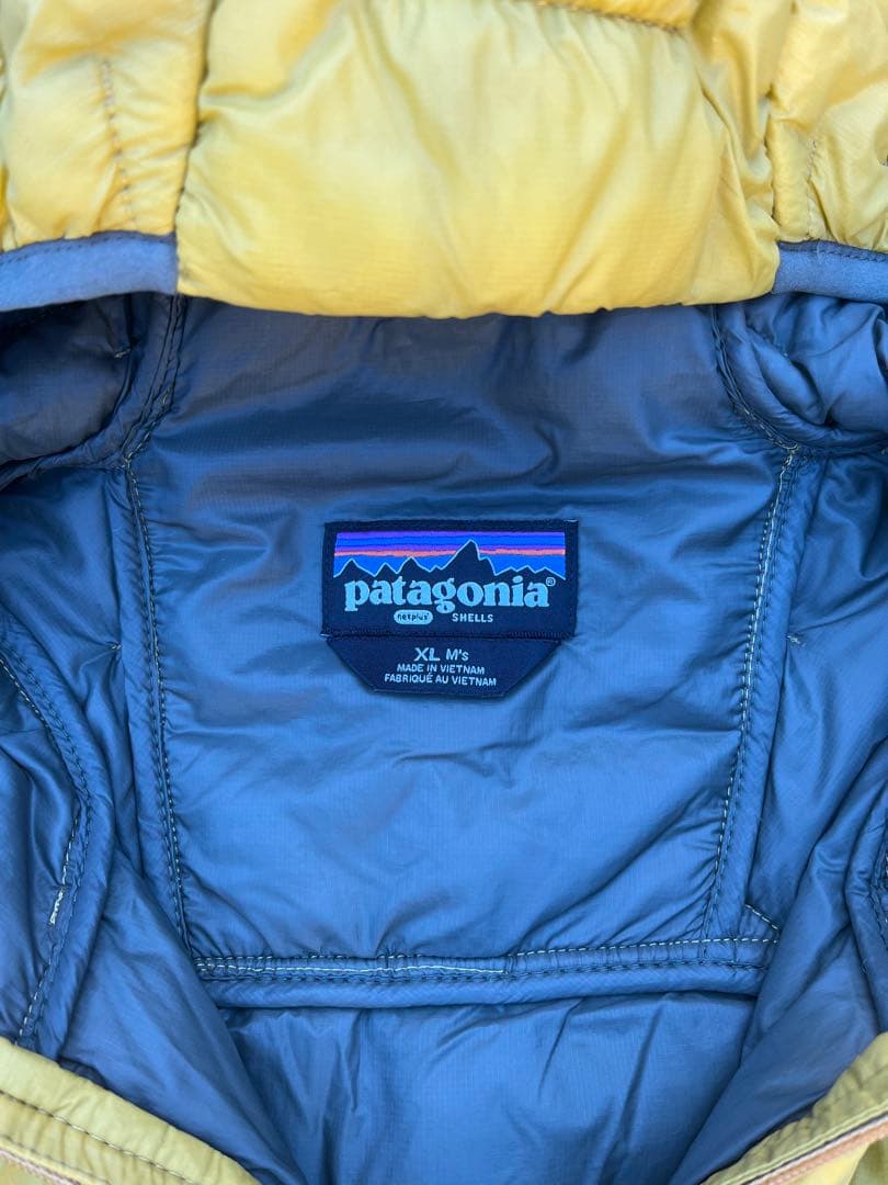 patagonia パタゴニア　マイクロパフフーディ XL