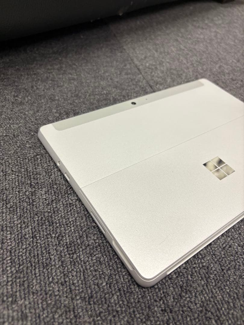 Microsoft Surface Go 2 本体＋充電器付き