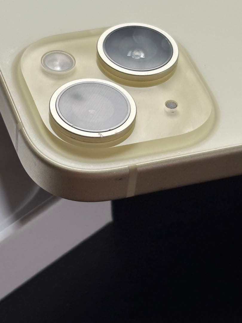 【画面割れ有り】Apple iPhone 15 256GB イエロー 本体