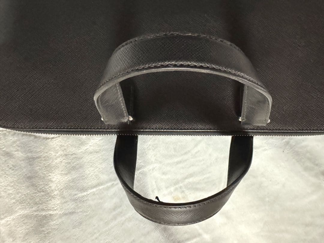 PRADA ブラック ビジネスバッグ　ブリーフケース