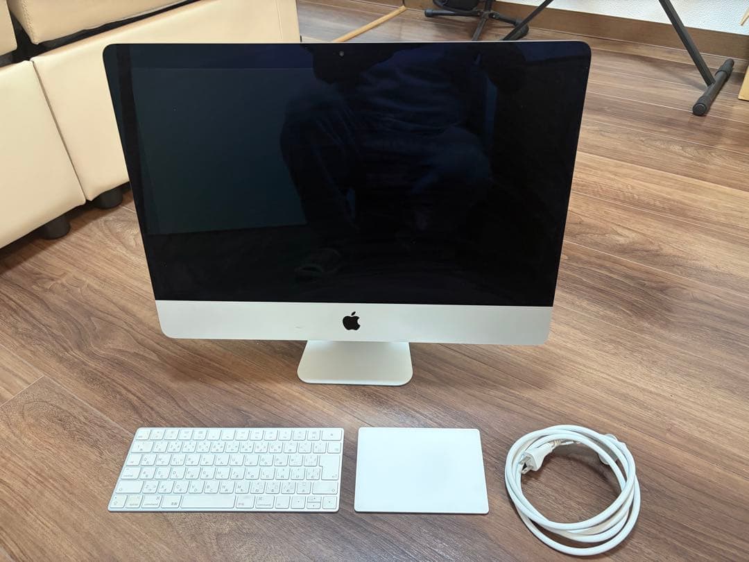 21.5インチ iMac 2020/16GB/512GB マウス&トラックパッド