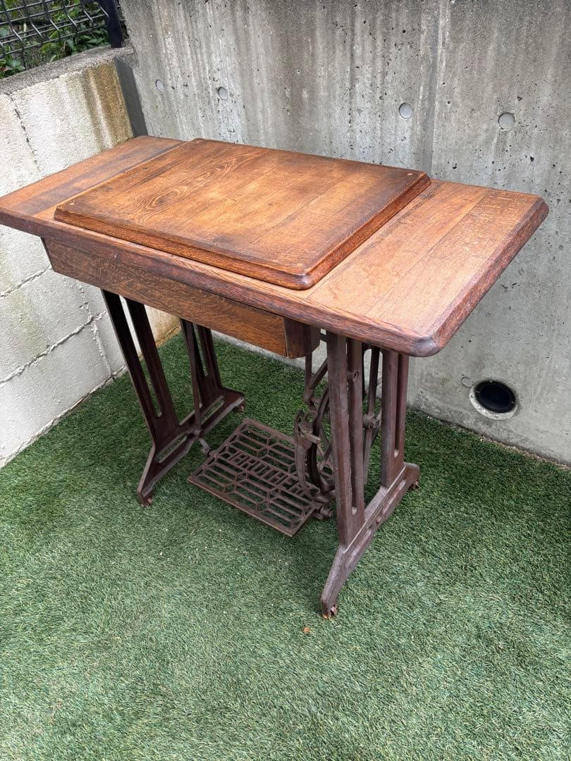 【引取限定】Brother ミシン台 リメイクテーブル