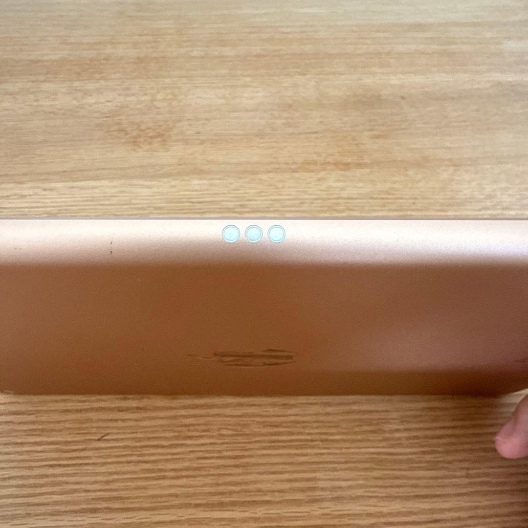 ipad 第8世代 32gb ピンクゴールド
