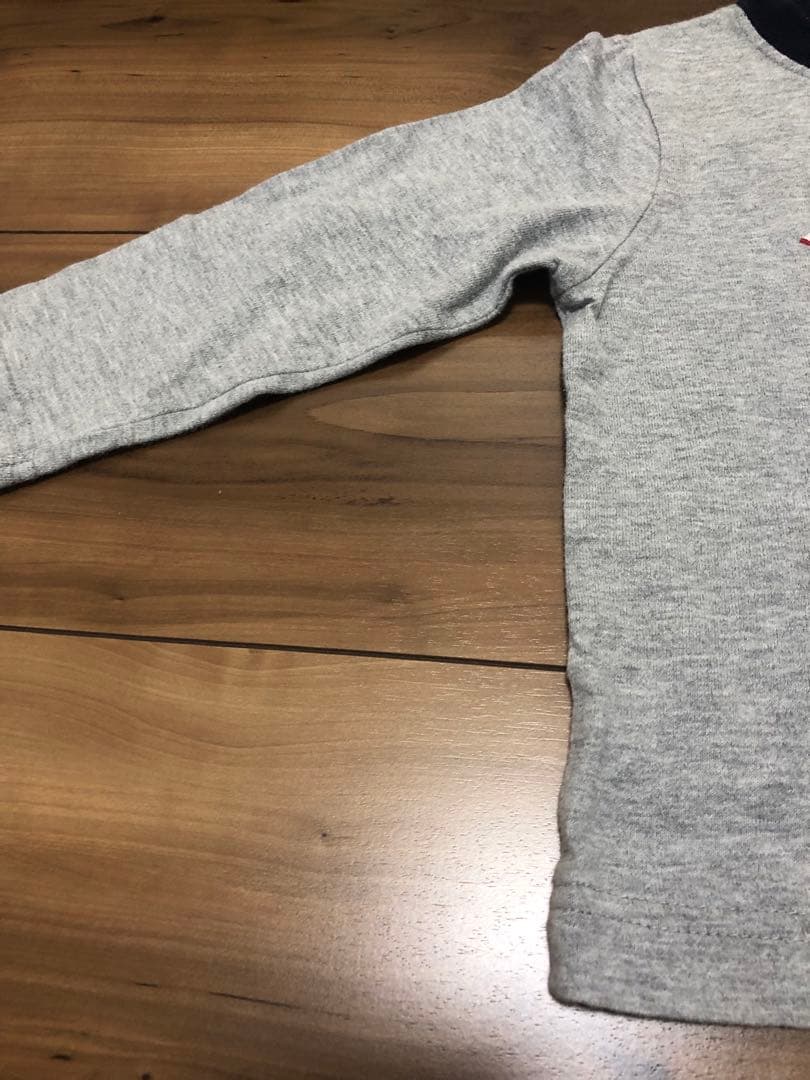 familiar ファミリア　長袖　ロンT ９０　恐竜　飛行機　空港　男の子