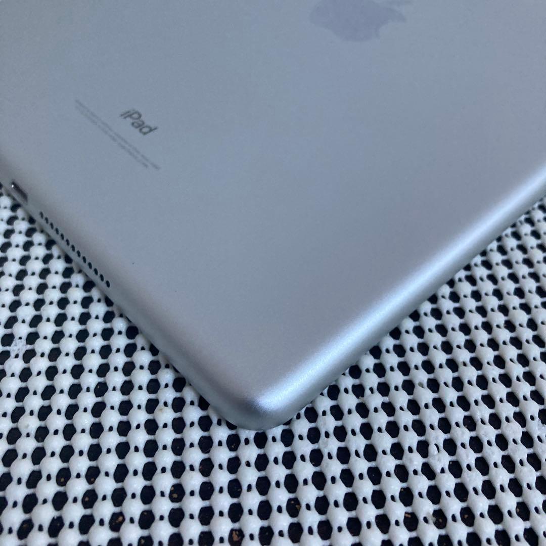 2379【早い者勝ち】iPad6 第6世代 128GB WIFIモデル☆