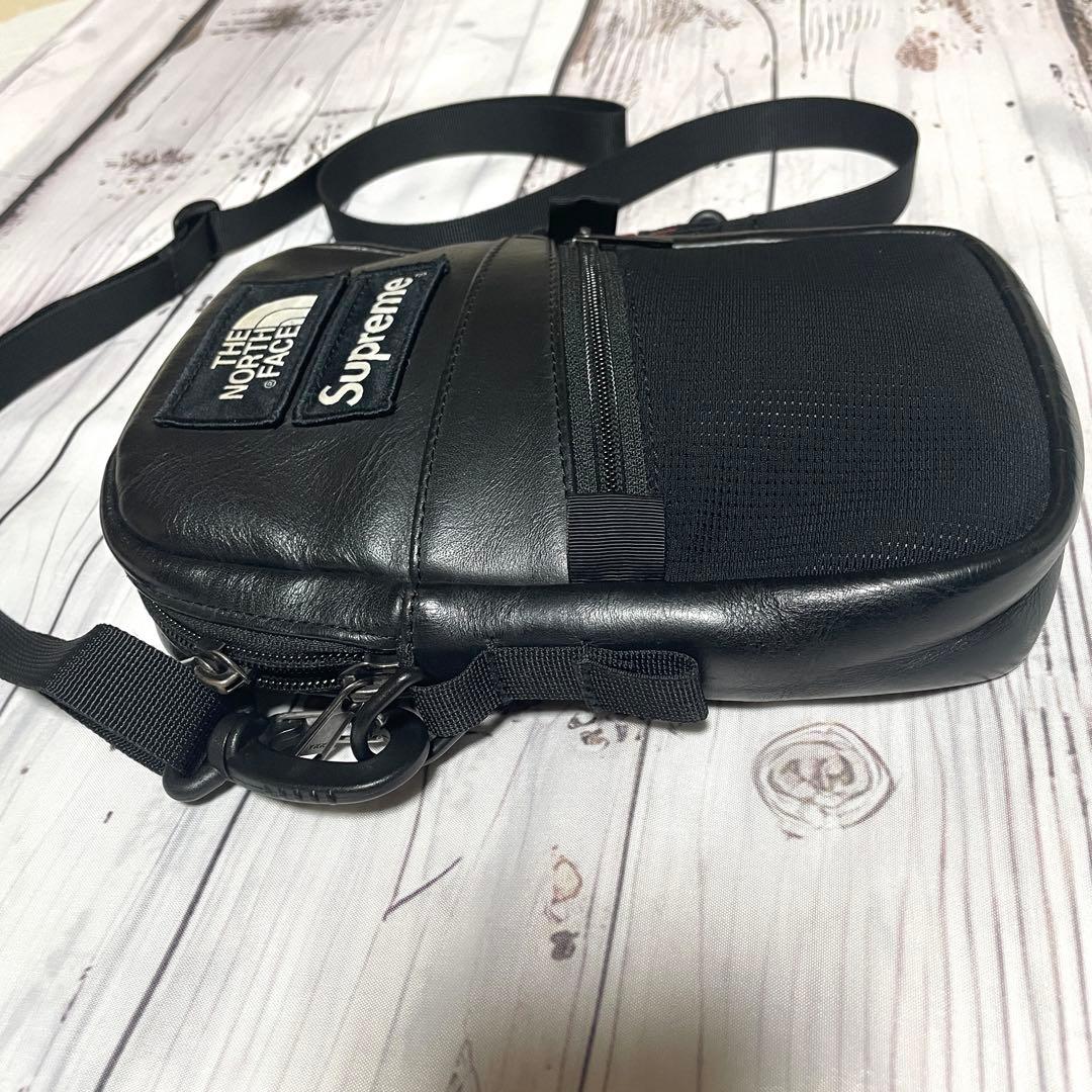 【本革】Supreme ノースフェイス　レザー　ショルダーバッグ　ポーチ　黒
