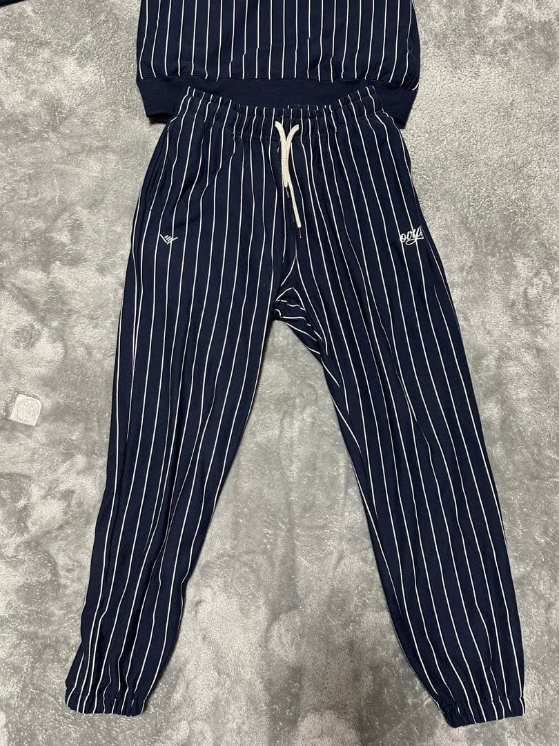 ピンストライプ　スウェット　ovys セットアップ　ネイビー　オーバーサイズ