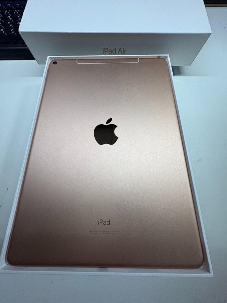 ipad air 第3世代　Wi-Fi + Cellular　64G