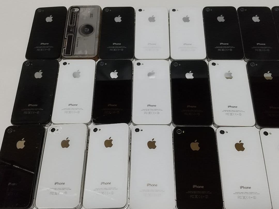 iPhone 4/4S 30台セット ホワイト ブラック ピンク ミント