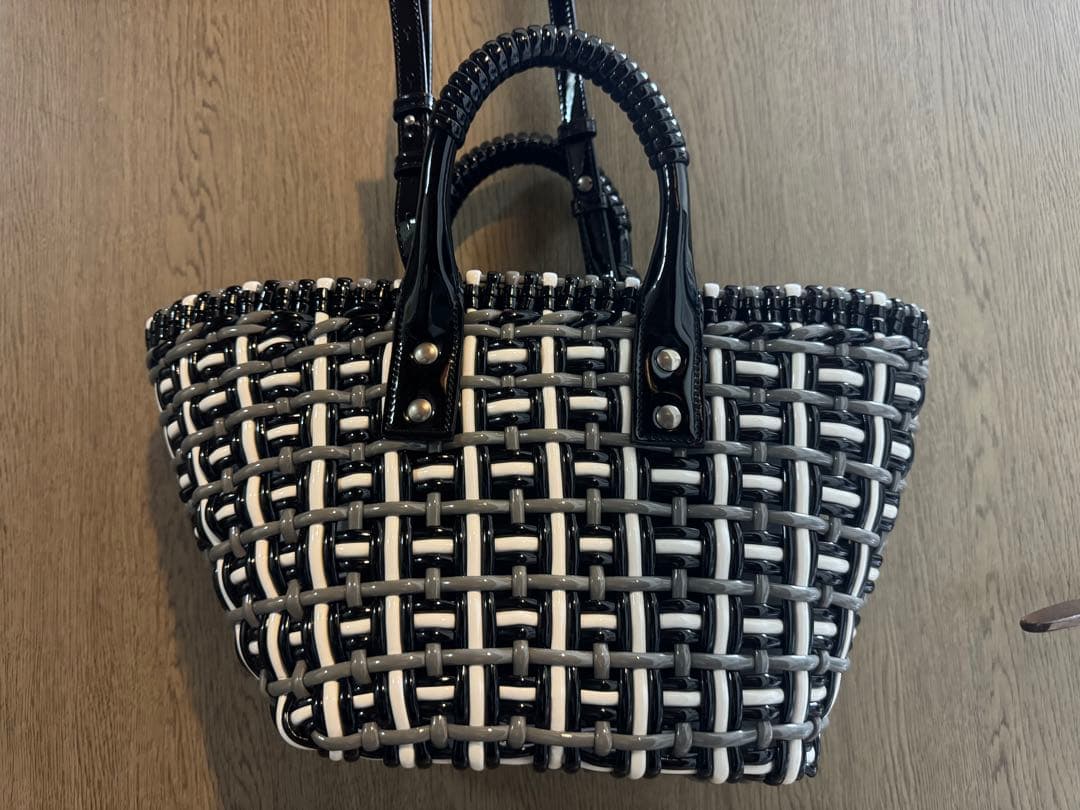 バレンシアガ　ビストロXS ブラックxグレーxホワイト