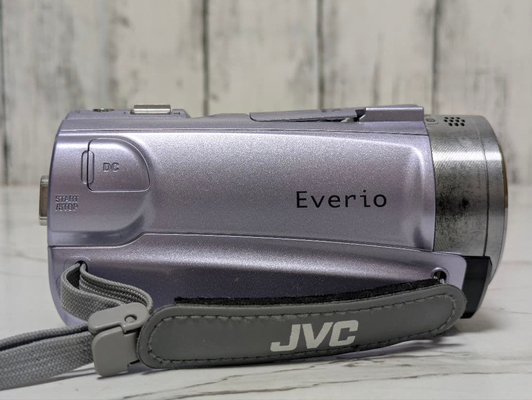 JVC　GZ-E765