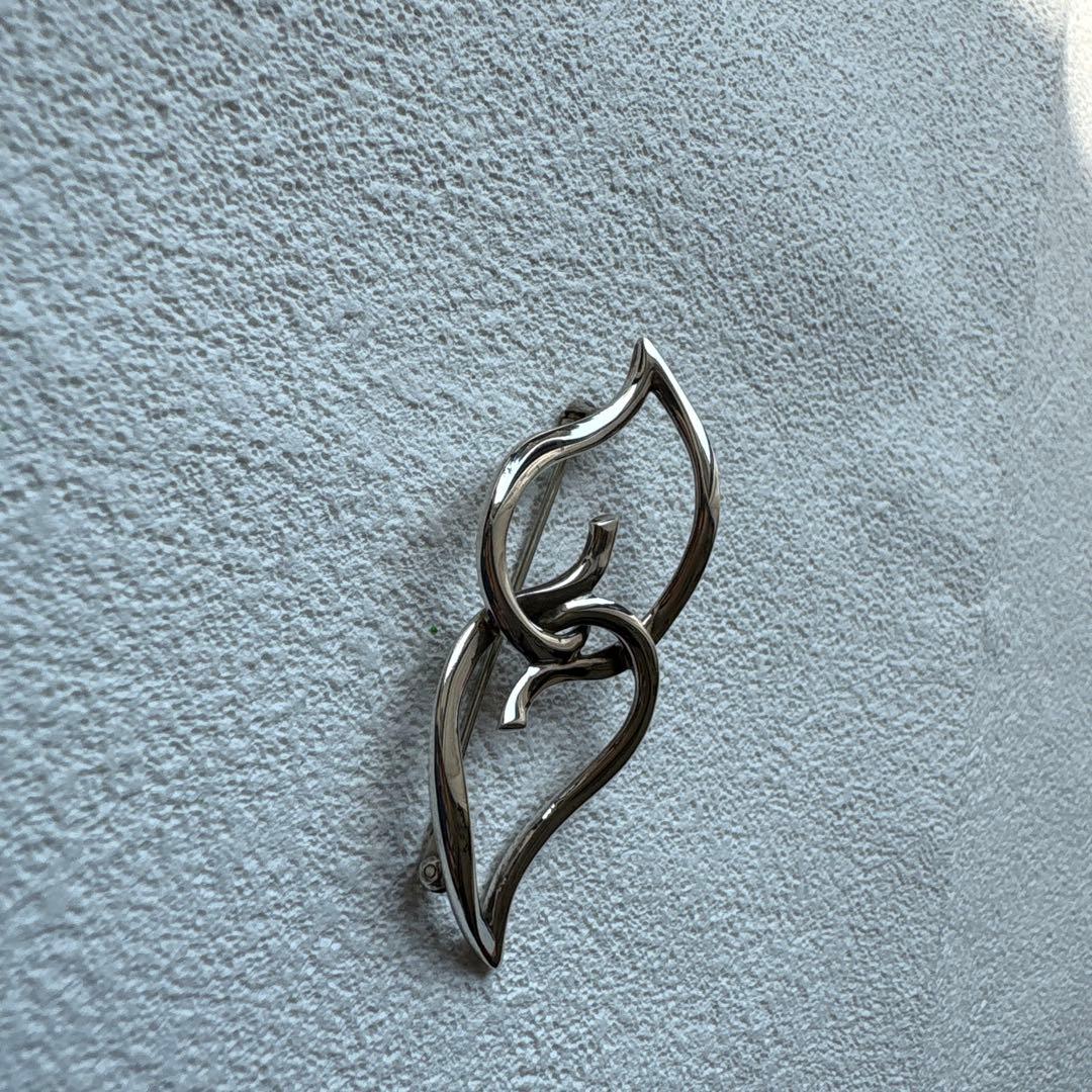 Tiffany broach ティファニーブローチ　ダブルリーフ