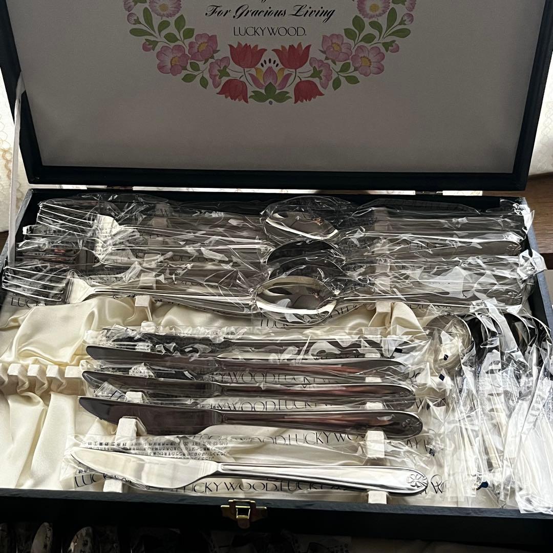 ラッキーウッド マリエッタ 18-10ステンレス リボン柄 30本 ブイヨン