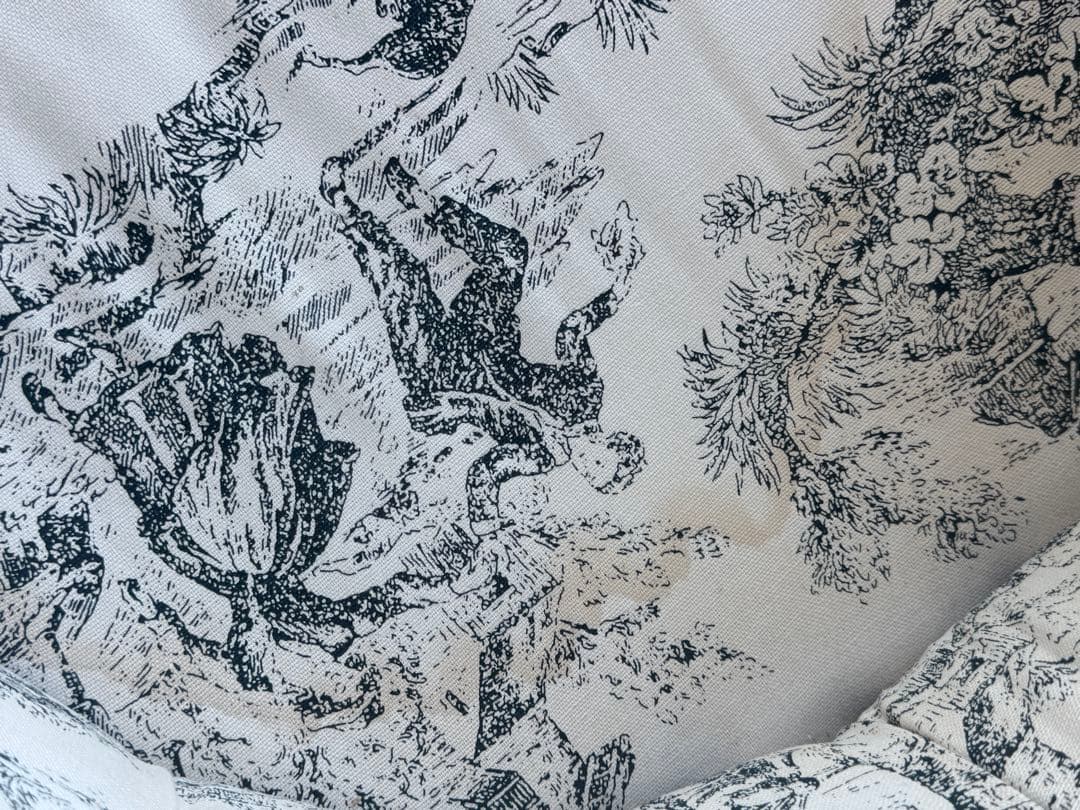 トワル・ド・ジュイ柄 1人掛けソファ