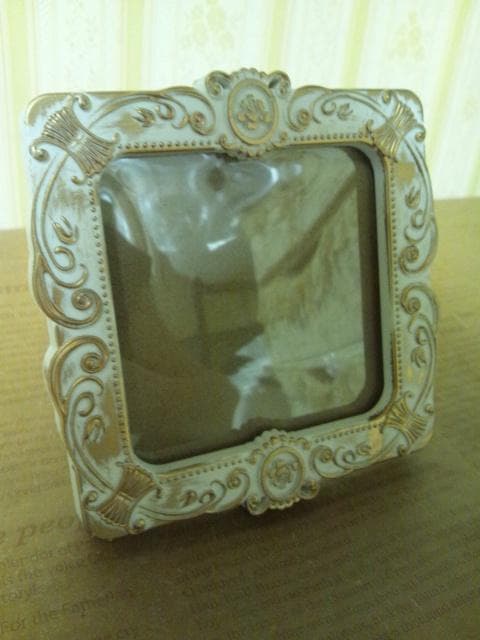 クラシカル フォトフレーム ＊ ホワイト ゴールド b