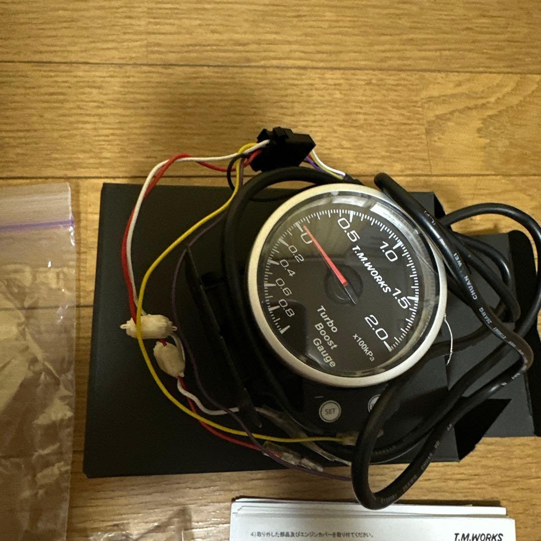 T.M WORKS ブースト計　アウディA4 2.0ターボ 他