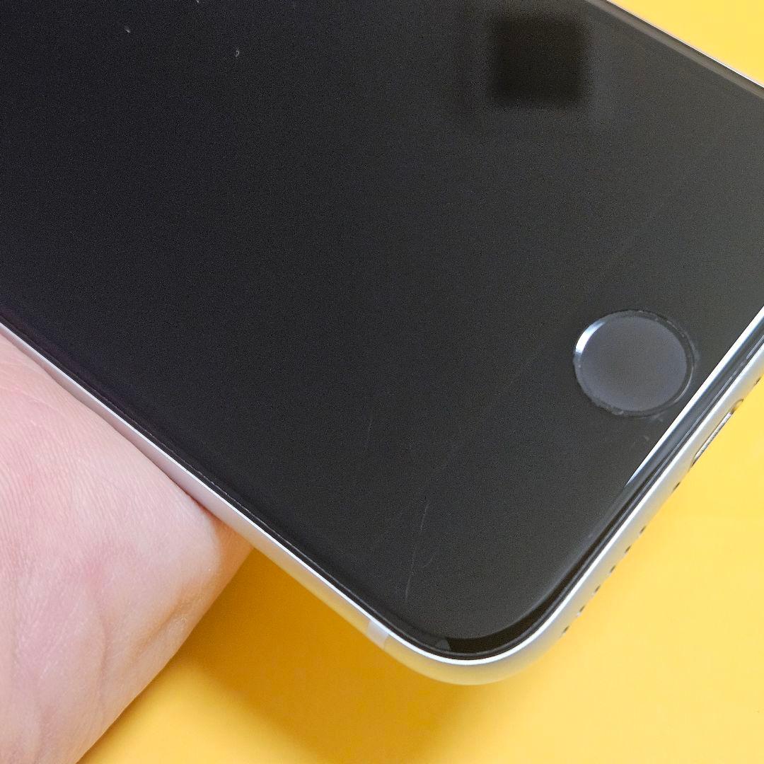 iPhone SE2 128GB｜24時間以内発送#077