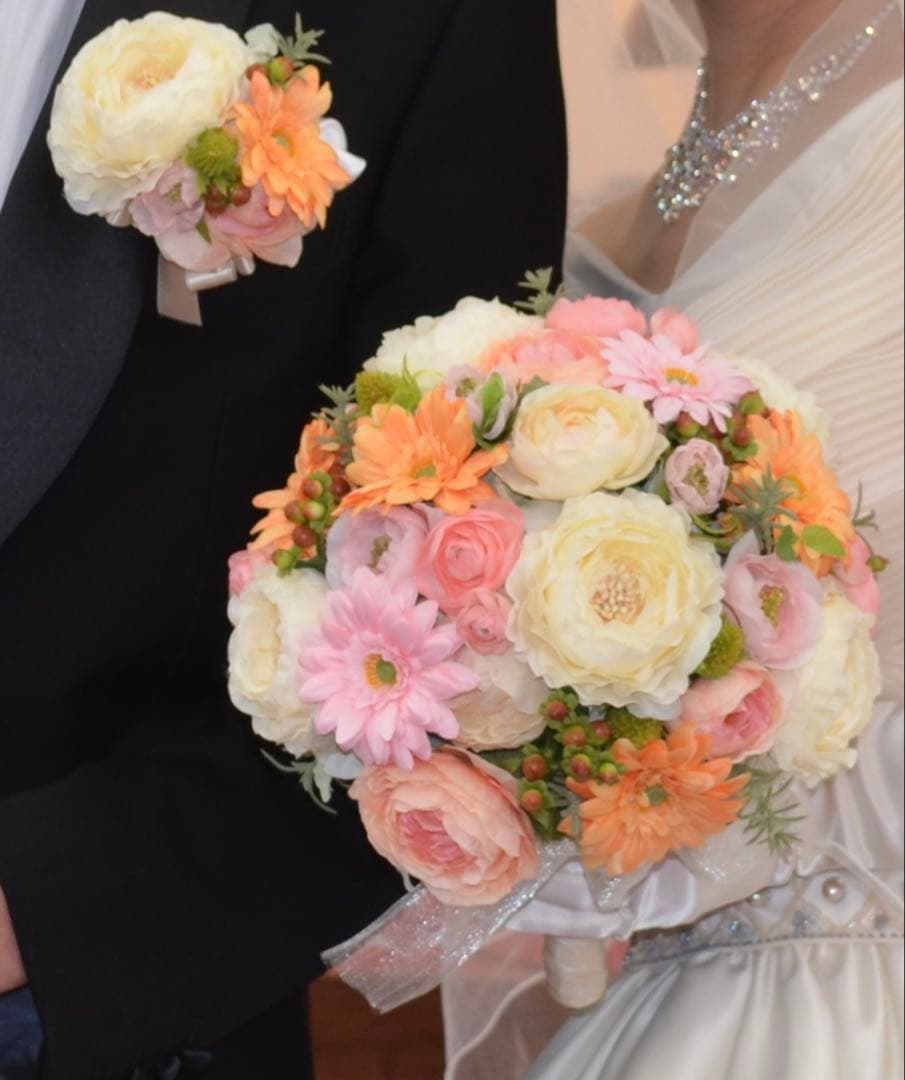 ウェディングブーケ ブートニア　シルクフラワー　造花　ラウンドブーケ