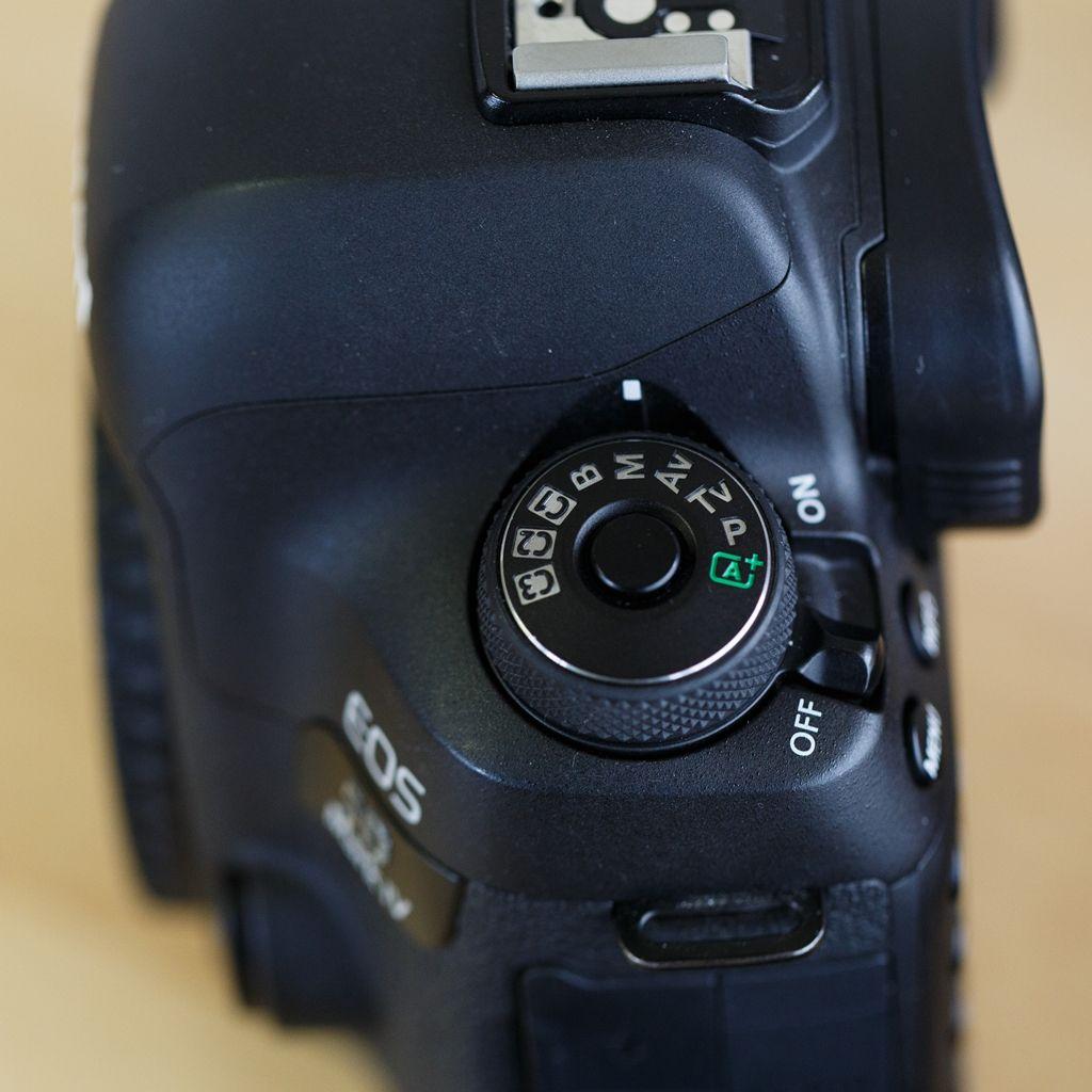 Canon EOS 5D Mark IV 本体