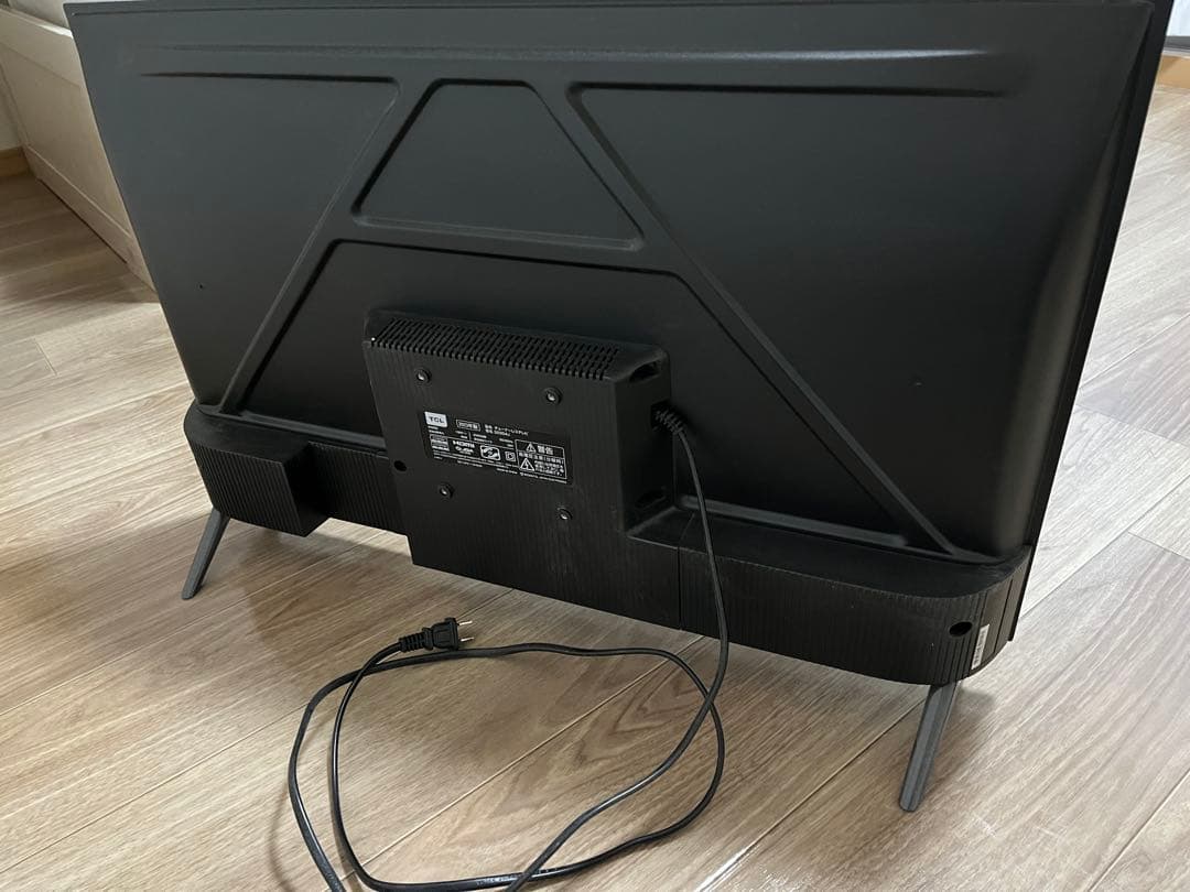 tcl チューナーレステレビ 32V